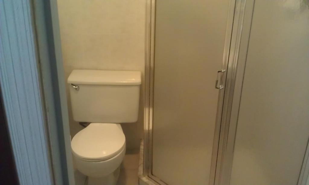 South Broadway Inn And Spa Saratoga Springs Room photo
